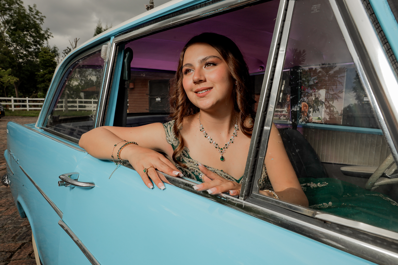 Sesión de fotos de quinceañeras moderna y juvenil